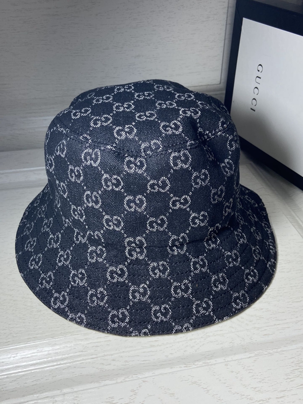 ブランド帽子背面デザイン